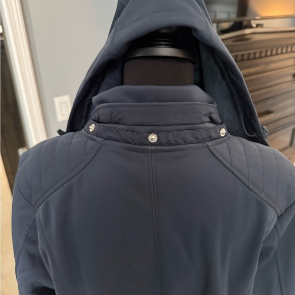 The North Face Women's Navy Trench Coat - Picture 6 of 9